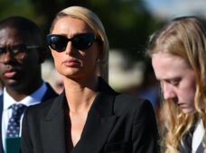 Urge Paris Hilton a proteger a adolescentes en centros de rehabilitación