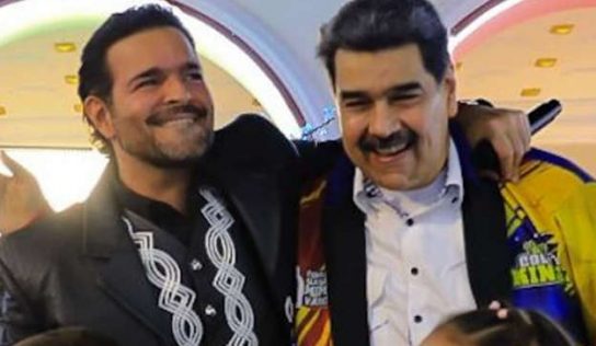 ¡Le llueven críticas! Pablo Montero le canta las mañanitas a Nicolás Maduro