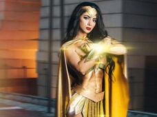 ¡Imparables! Kim Flores y Argenis Pinal se lucen con cosplay de ‘Wonder Woman’