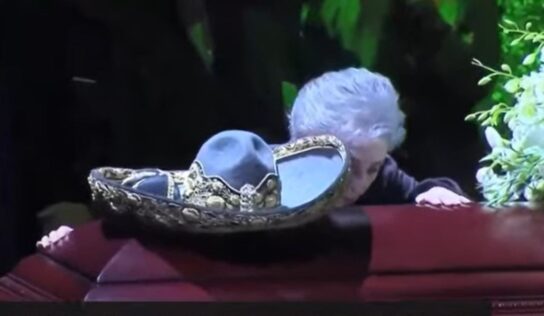 Agradece Doña Cuquita por el amor a Don Vicente Fernández