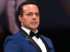 Le saca José Joel la vuelta al matrimonio