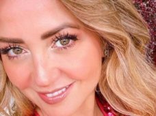 Cerrarán Andrea Legarreta y su familia el año con trabajo