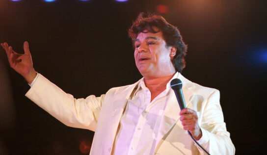 Salen a la luz nuevos datos sobre el espionaje que el Estado mexicano realizó durante décadas al cantante Juan Gabriel