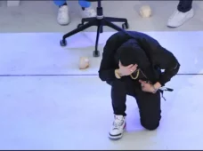 Super Bowl: Eminem se revela y se arrodilla en Show de Medio Tiempo